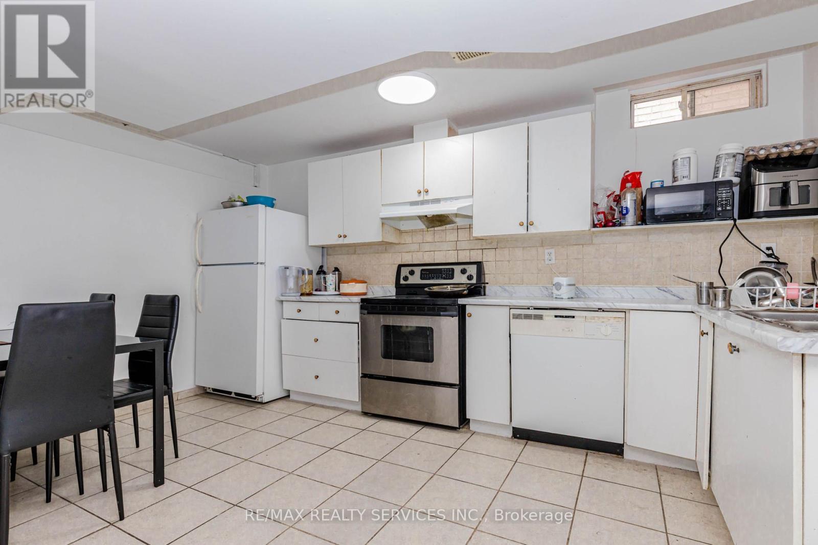 3 Orchid Drive, Brampton, Ontario  L7A 1M4 - Photo 37 - W13085796