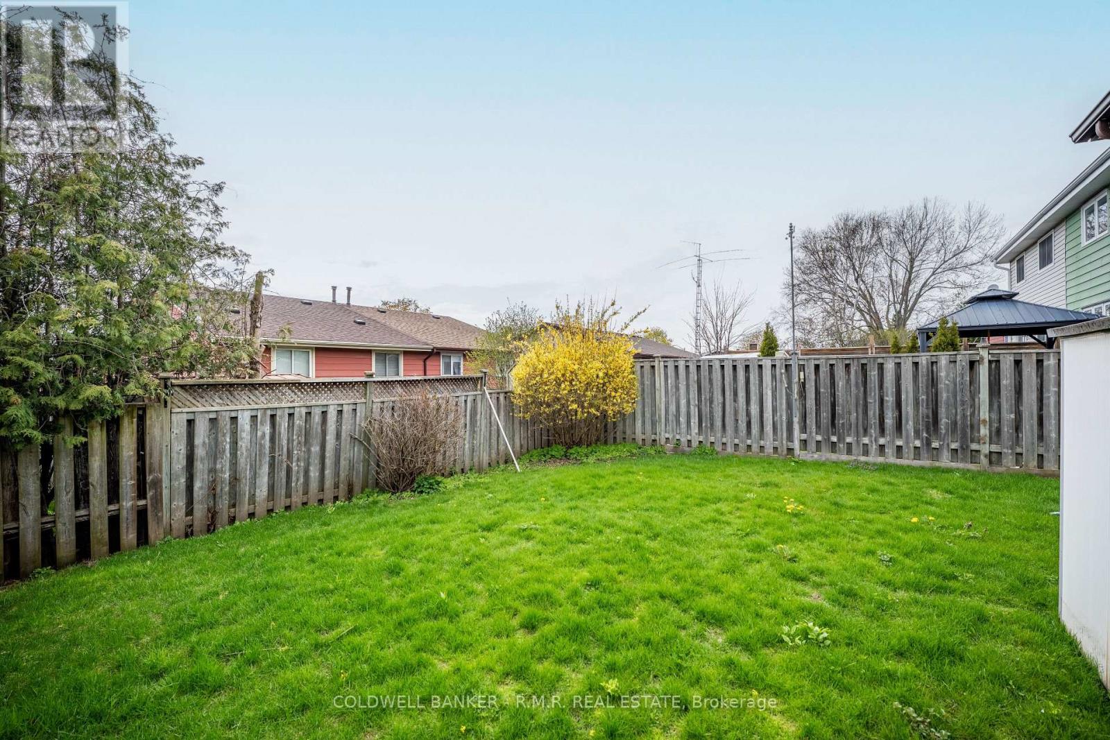 410 Century Street, Oshawa, Ontario  L1K 1C6 - Photo 37 - E13102426