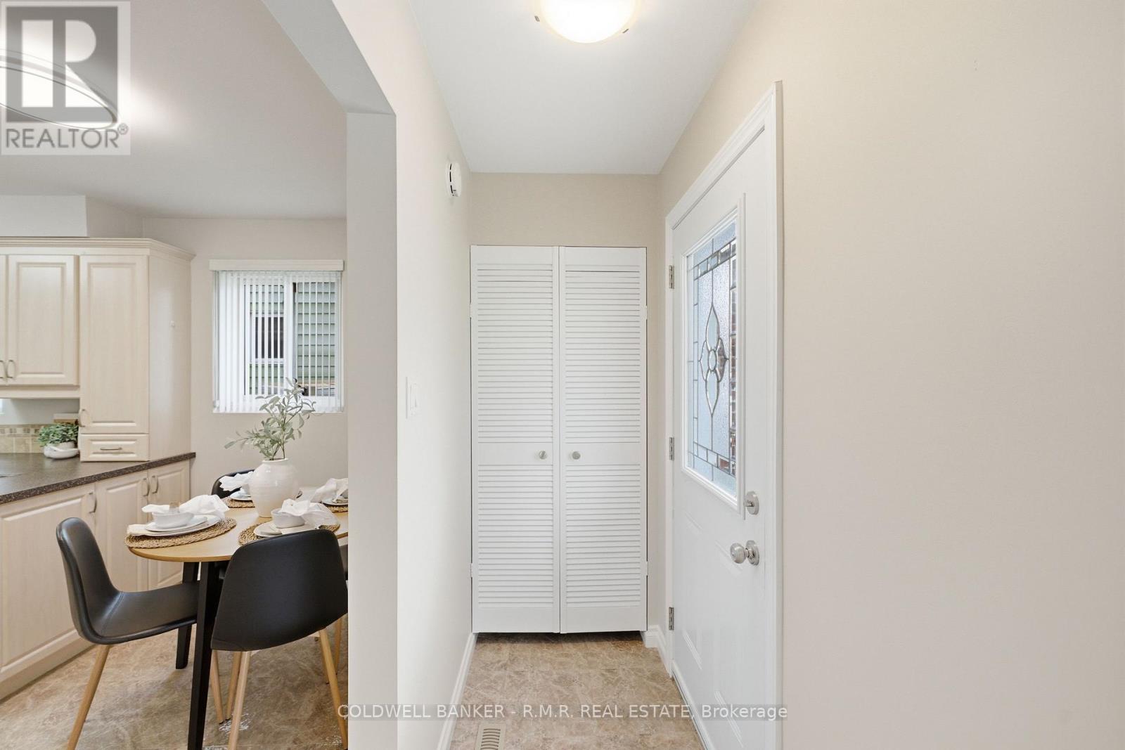410 Century Street, Oshawa, Ontario  L1K 1C6 - Photo 5 - E13102426