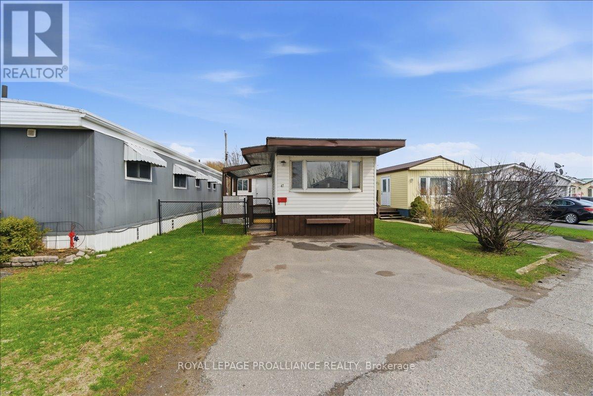 47 - 311 Dundas Street E, Quinte West, Ontario  K8V 3E5 - Photo 2 - X13102402