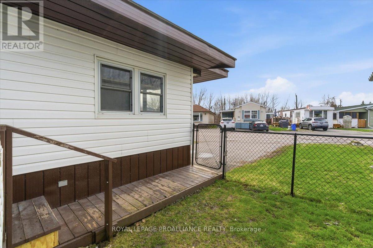 47 - 311 Dundas Street E, Quinte West, Ontario  K8V 3E5 - Photo 44 - X13102402