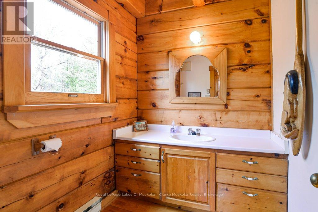 748 Whites Falls Road, Georgian Bay, Ontario  L0K 1S0 - Photo 16 - X13102372