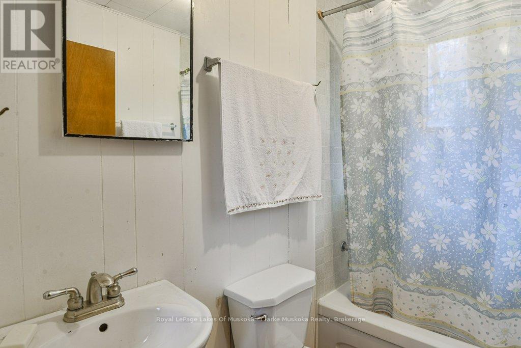 748 Whites Falls Road, Georgian Bay, Ontario  L0K 1S0 - Photo 31 - X13102372