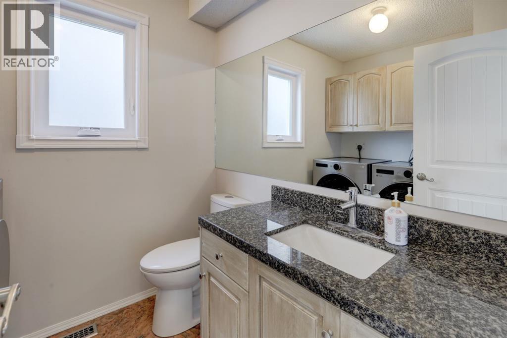 2040 Morris Road Se, Airdrie, Alberta  T4A 1V9 - Photo 15 - A2305618