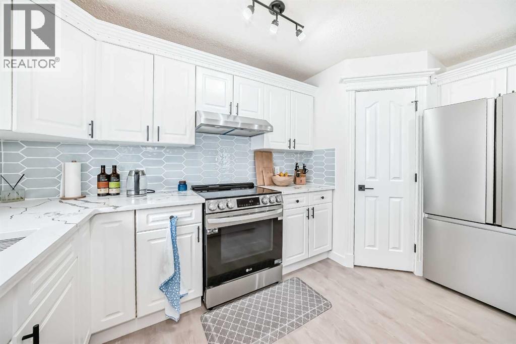 202 Hamptons Gardens Nw, Calgary, Alberta  T3A 5X4 - Photo 8 - A2306043