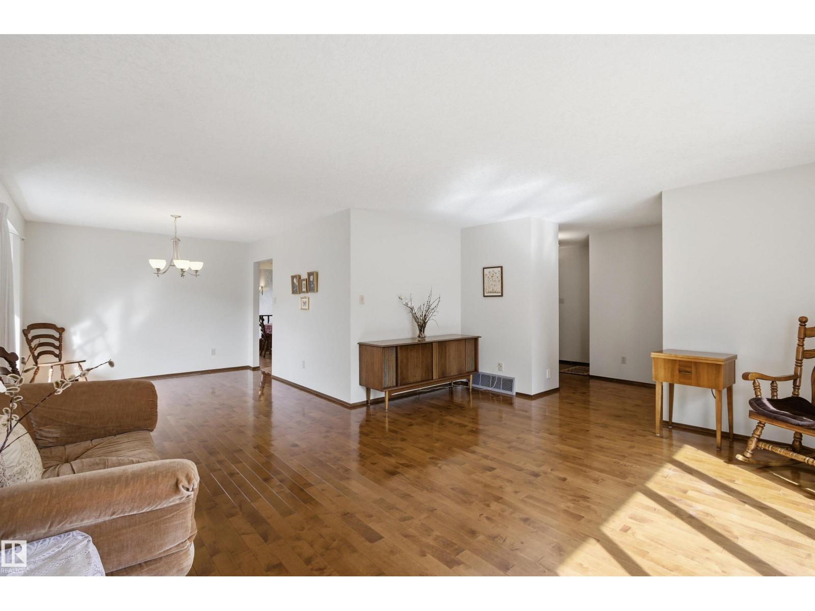 13222 116 St Nw, Edmonton, Alberta  T5E 5H7 - Photo 9 - E4486549