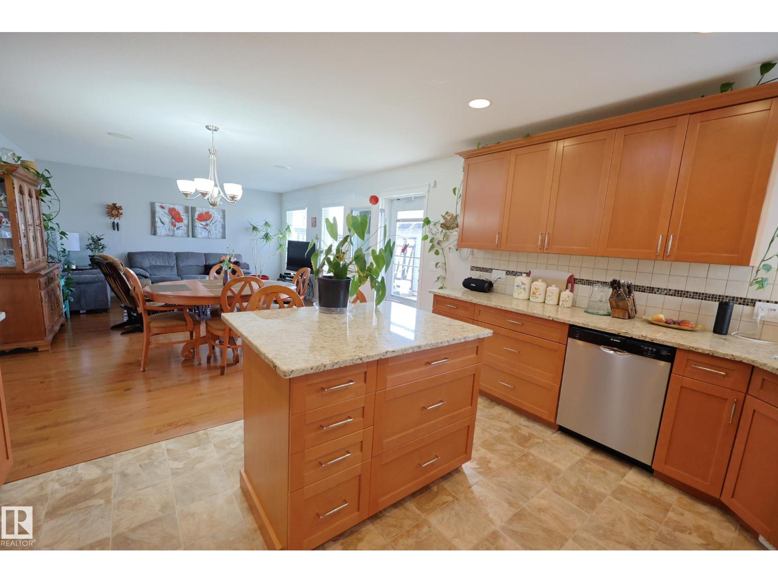 521 Grandin Dr, Morinville, Alberta  T8R 0E3 - Photo 16 - E4486551