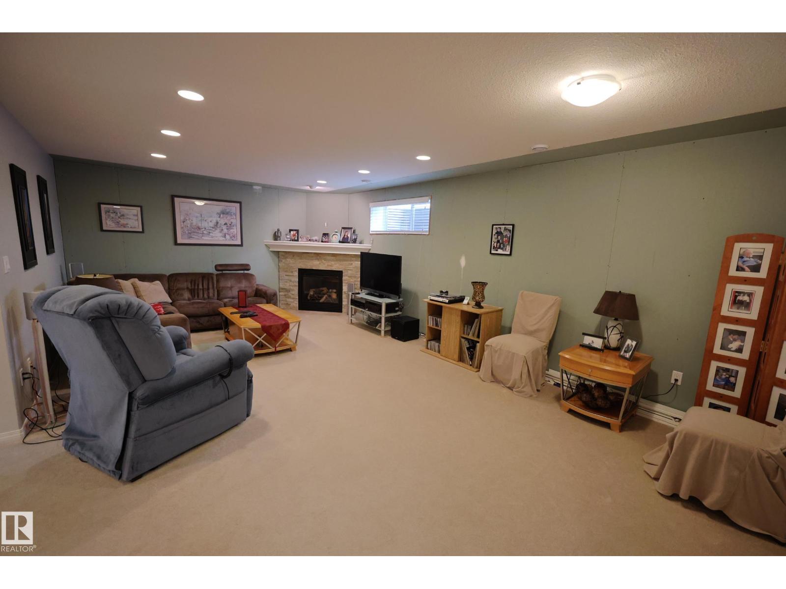 521 Grandin Dr, Morinville, Alberta  T8R 0E3 - Photo 36 - E4486551