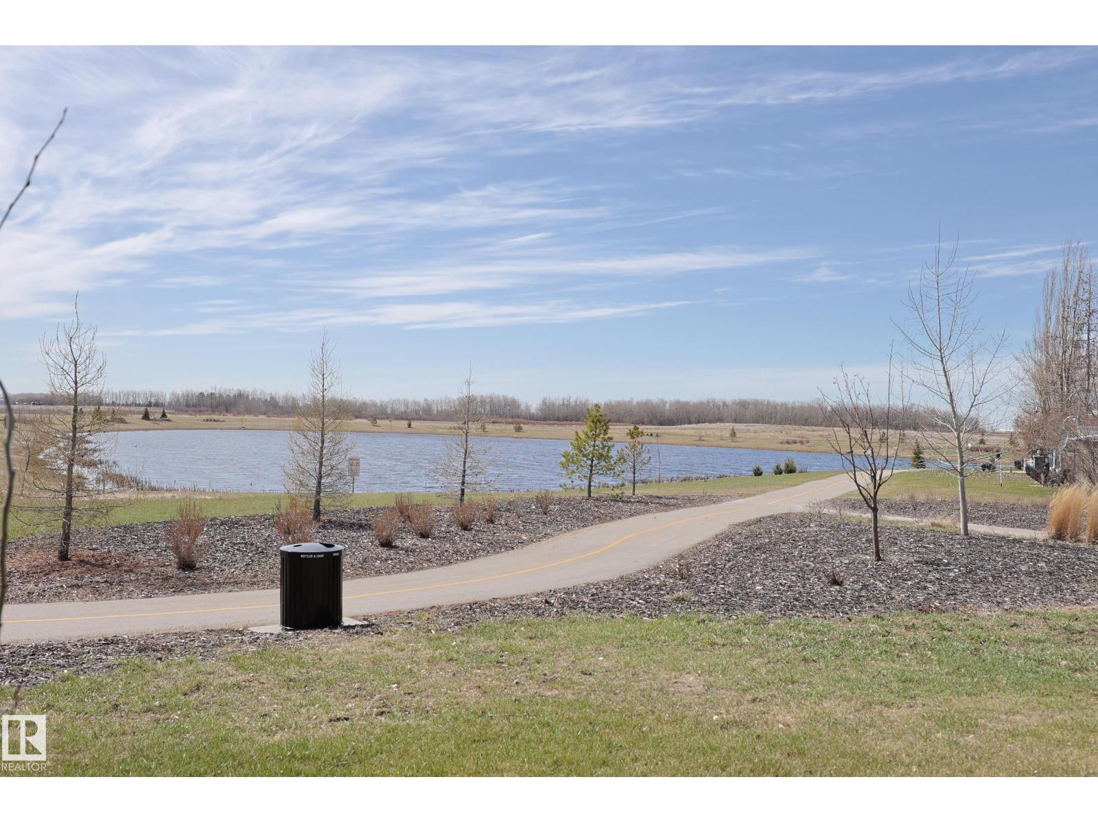 521 Grandin Dr, Morinville, Alberta  T8R 0E3 - Photo 5 - E4486551