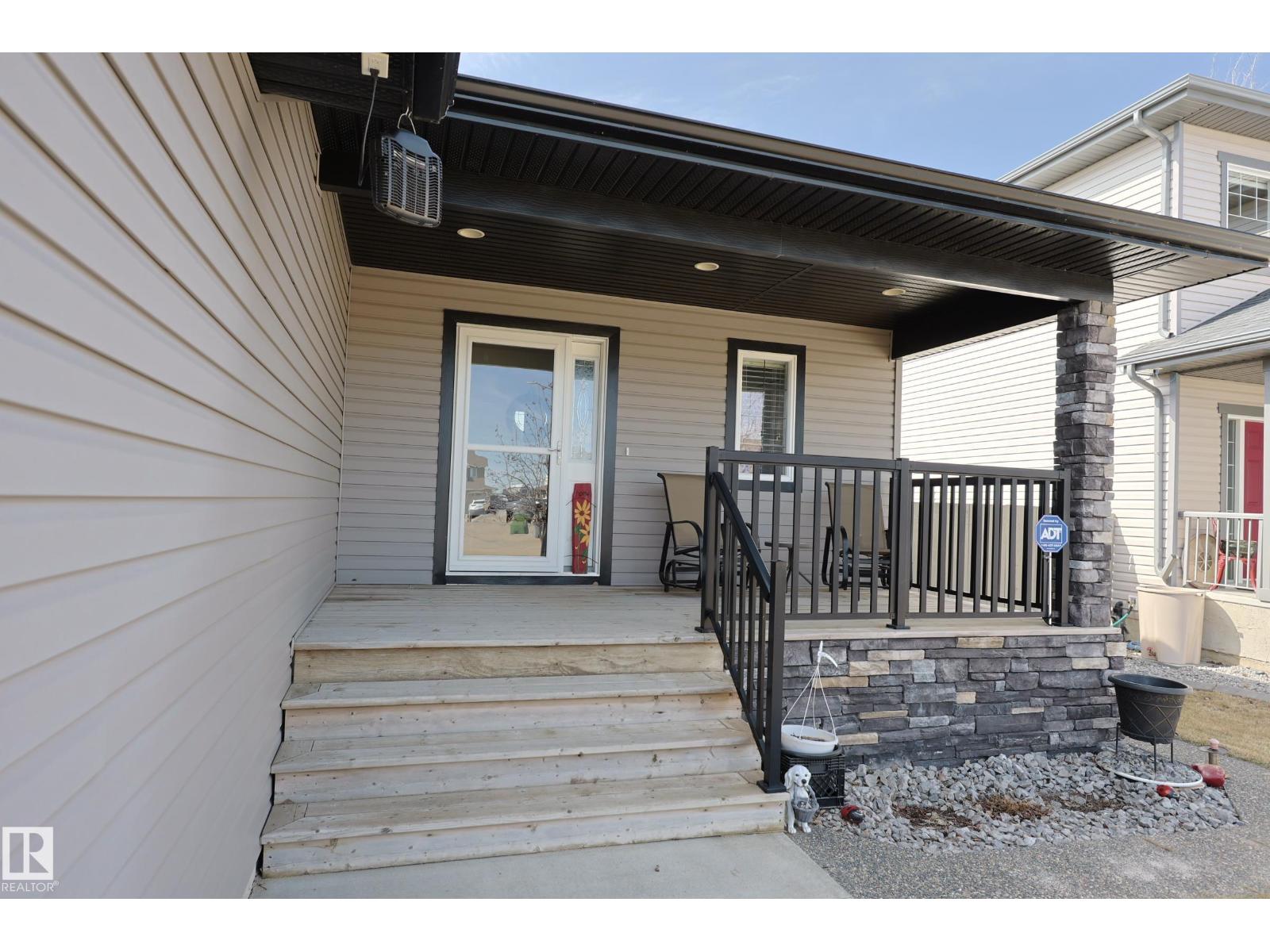 521 Grandin Dr, Morinville, Alberta  T8R 0E3 - Photo 7 - E4486551