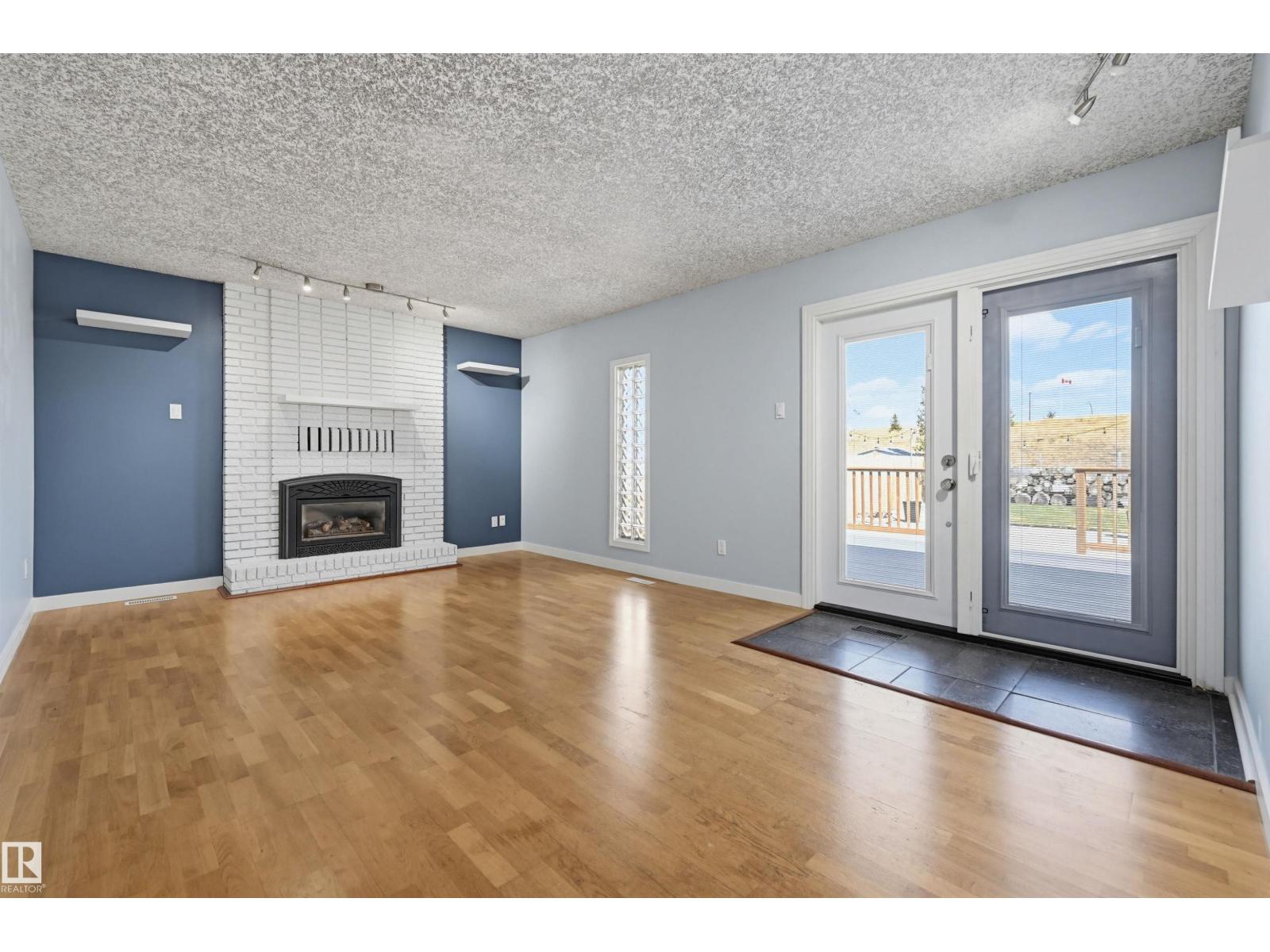 3215 104 St Nw, Edmonton, Alberta  T6J 3N5 - Photo 15 - E4486552