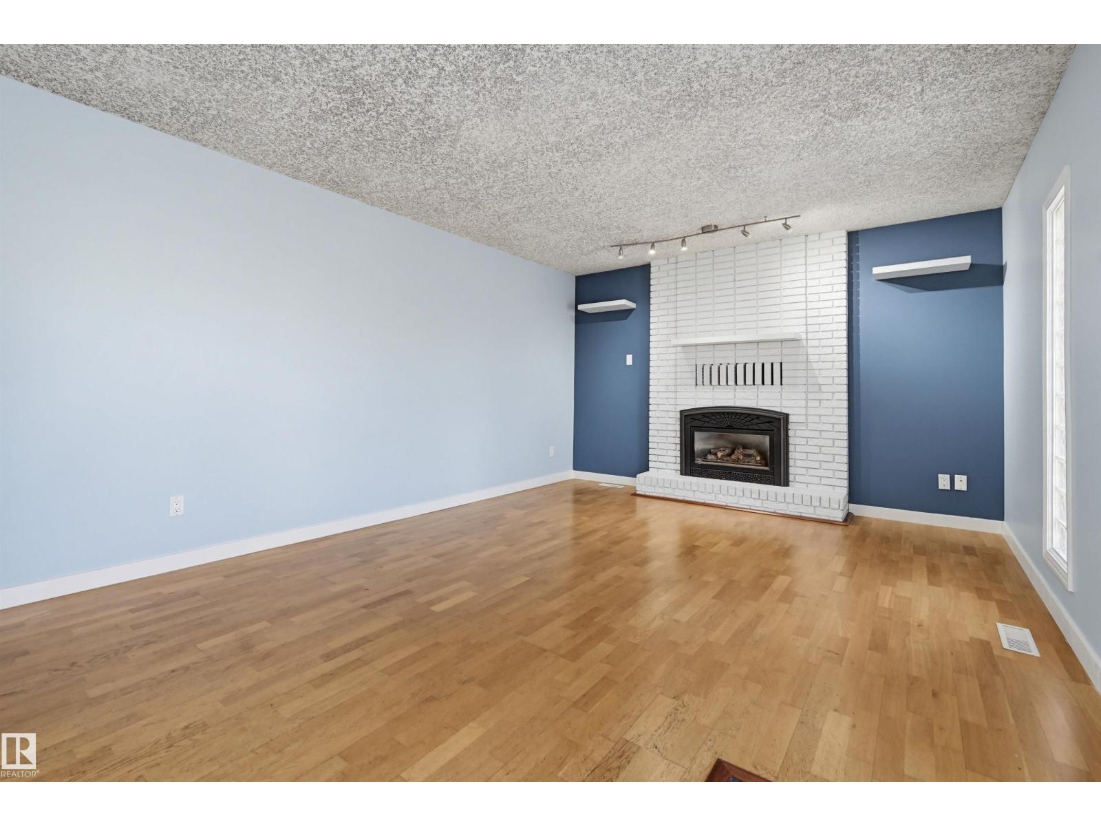 3215 104 St Nw, Edmonton, Alberta  T6J 3N5 - Photo 17 - E4486552