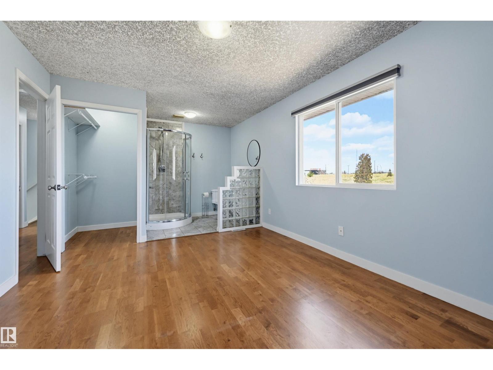 3215 104 St Nw, Edmonton, Alberta  T6J 3N5 - Photo 21 - E4486552