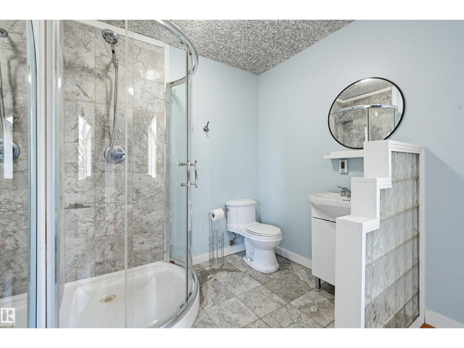 3215 104 St Nw, Edmonton, Alberta  T6J 3N5 - Photo 22 - E4486552