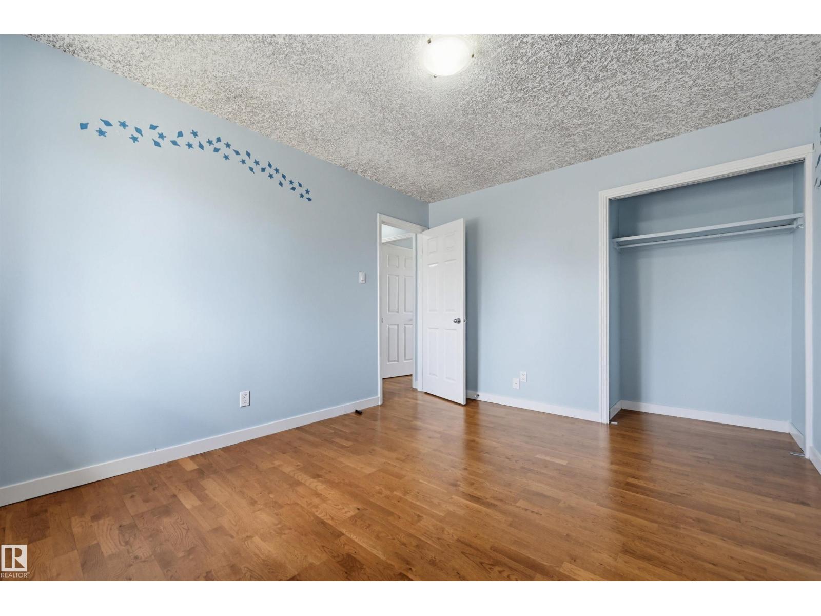 3215 104 St Nw, Edmonton, Alberta  T6J 3N5 - Photo 24 - E4486552