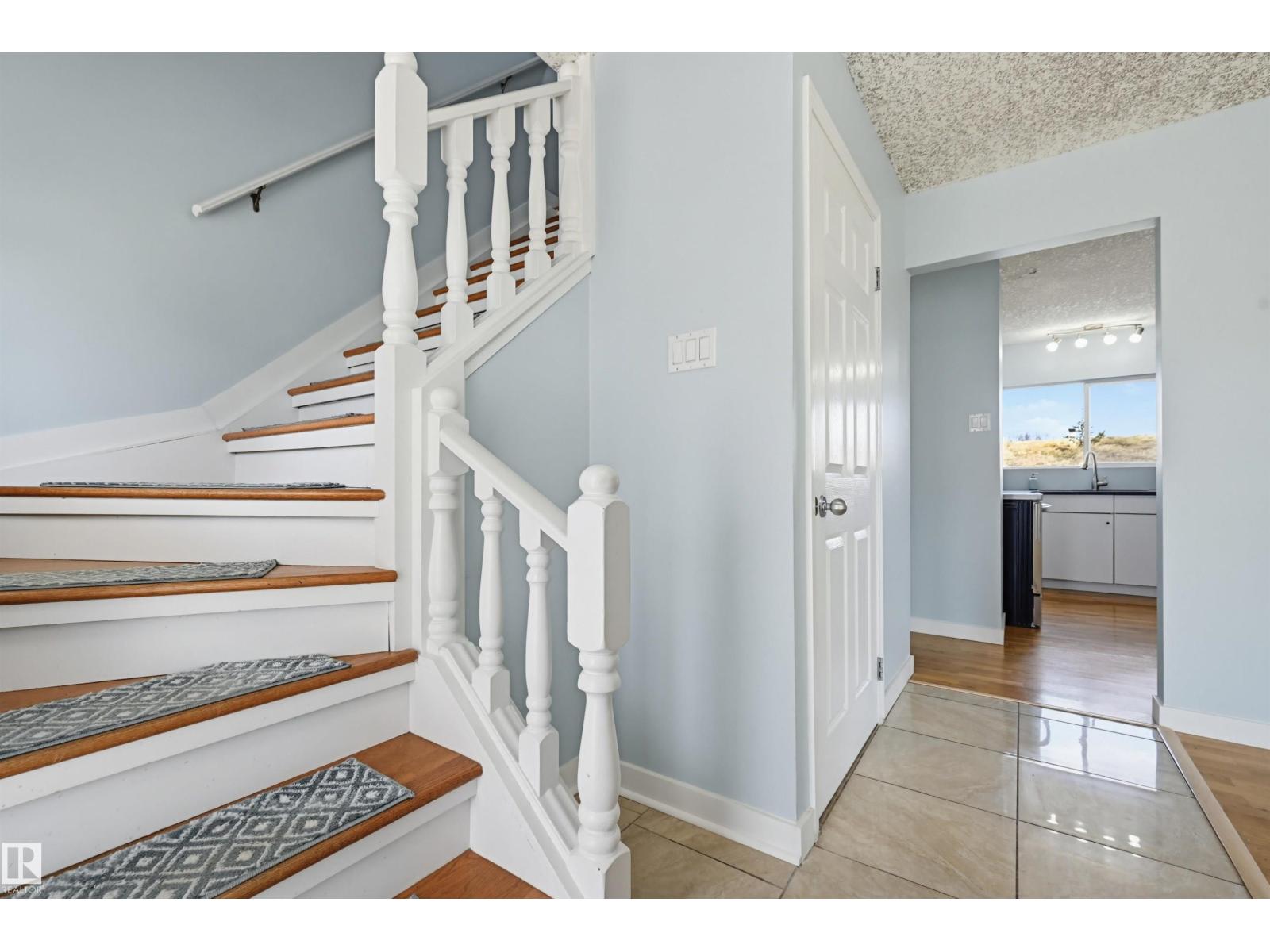3215 104 St Nw, Edmonton, Alberta  T6J 3N5 - Photo 30 - E4486552