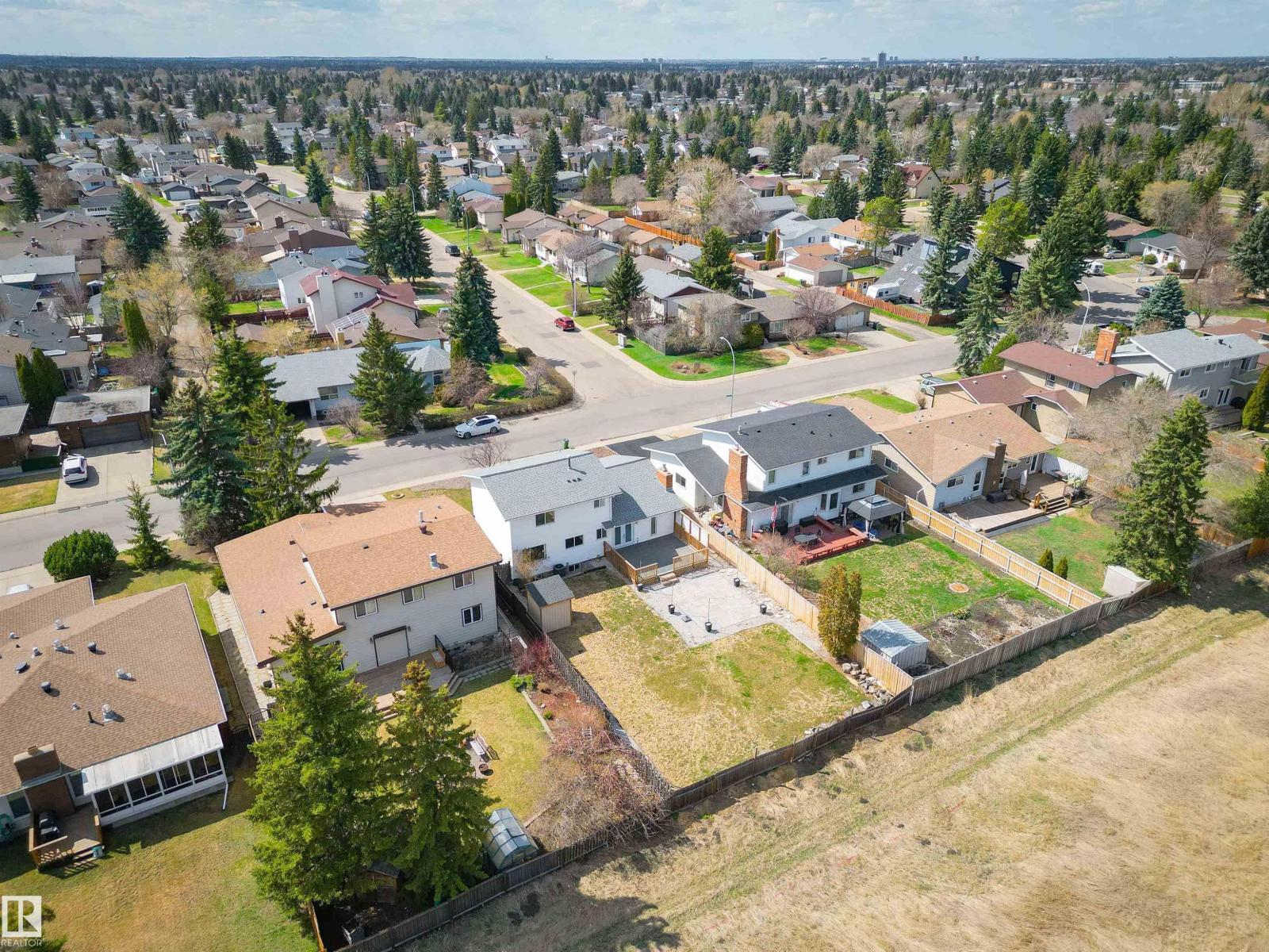 3215 104 St Nw, Edmonton, Alberta  T6J 3N5 - Photo 46 - E4486552