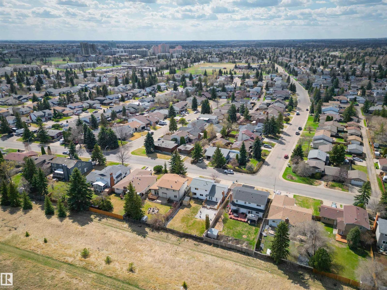 3215 104 St Nw, Edmonton, Alberta  T6J 3N5 - Photo 49 - E4486552