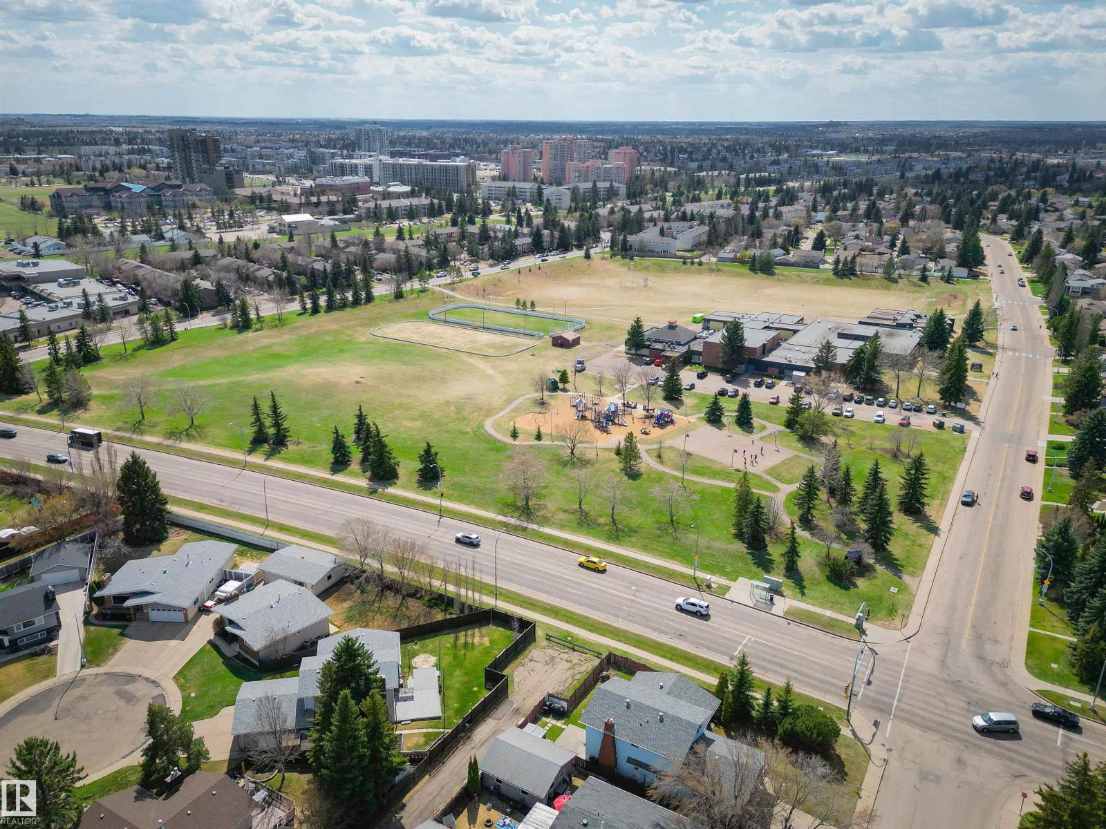 3215 104 St Nw, Edmonton, Alberta  T6J 3N5 - Photo 50 - E4486552