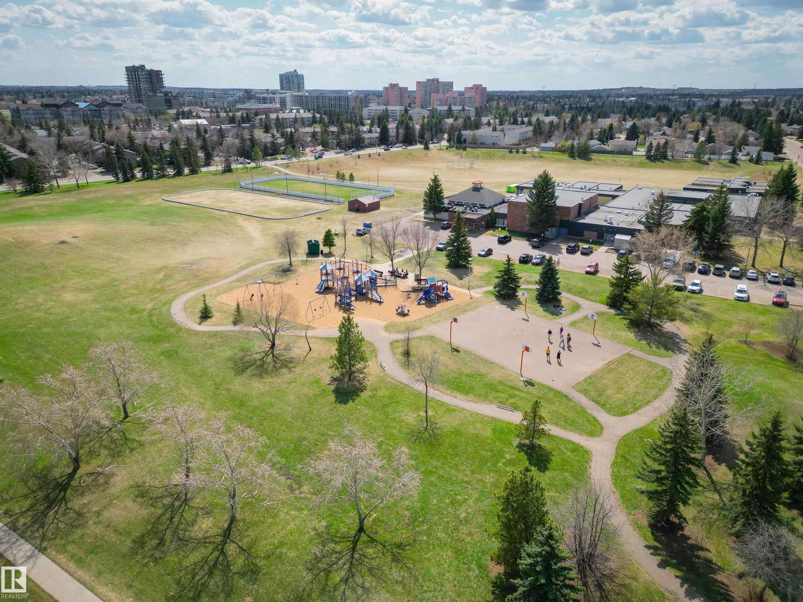 3215 104 St Nw, Edmonton, Alberta  T6J 3N5 - Photo 51 - E4486552