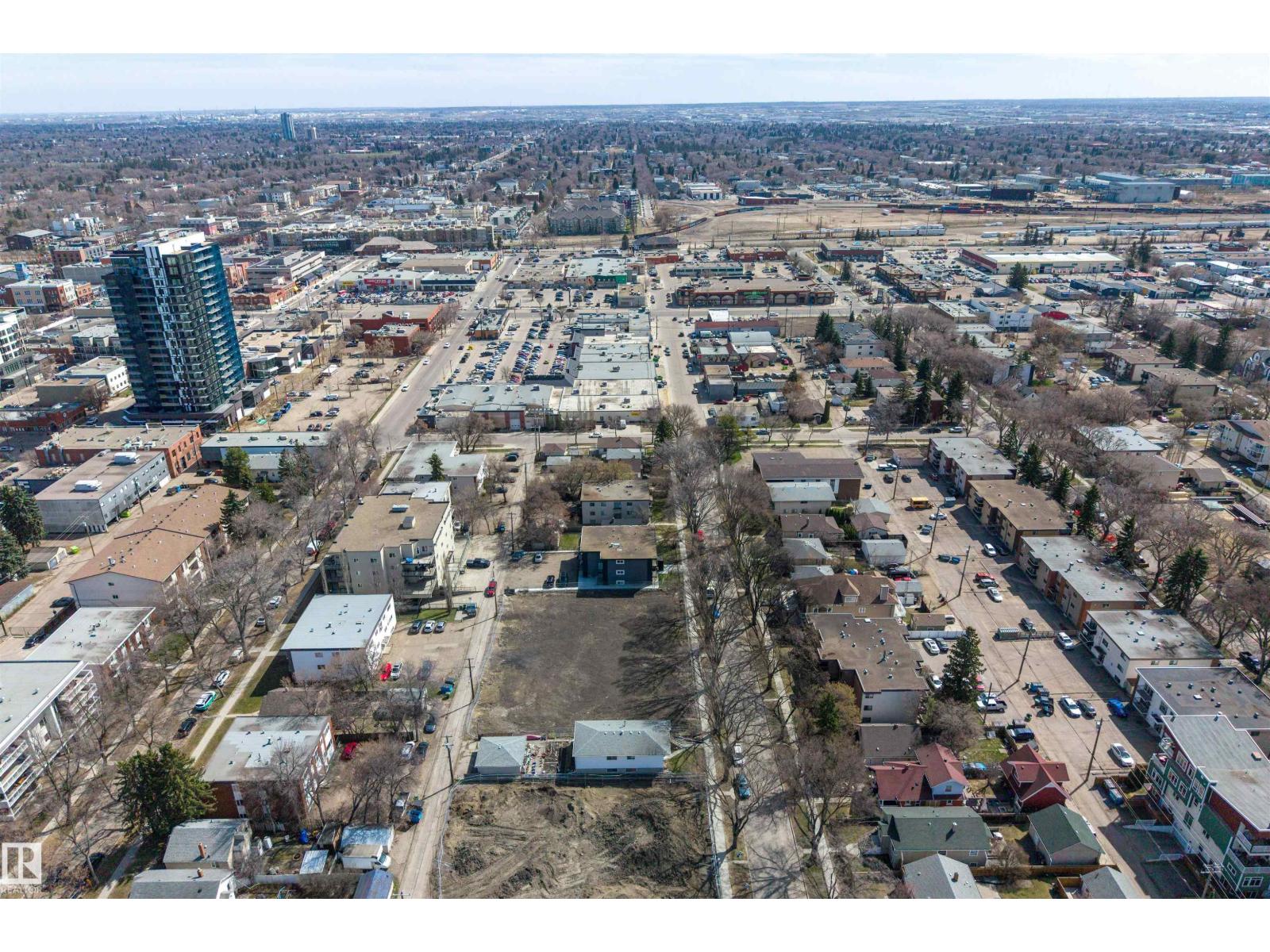 10522 79 Av Nw, Edmonton, Alberta  T6E 1R8 - Photo 39 - E4486553