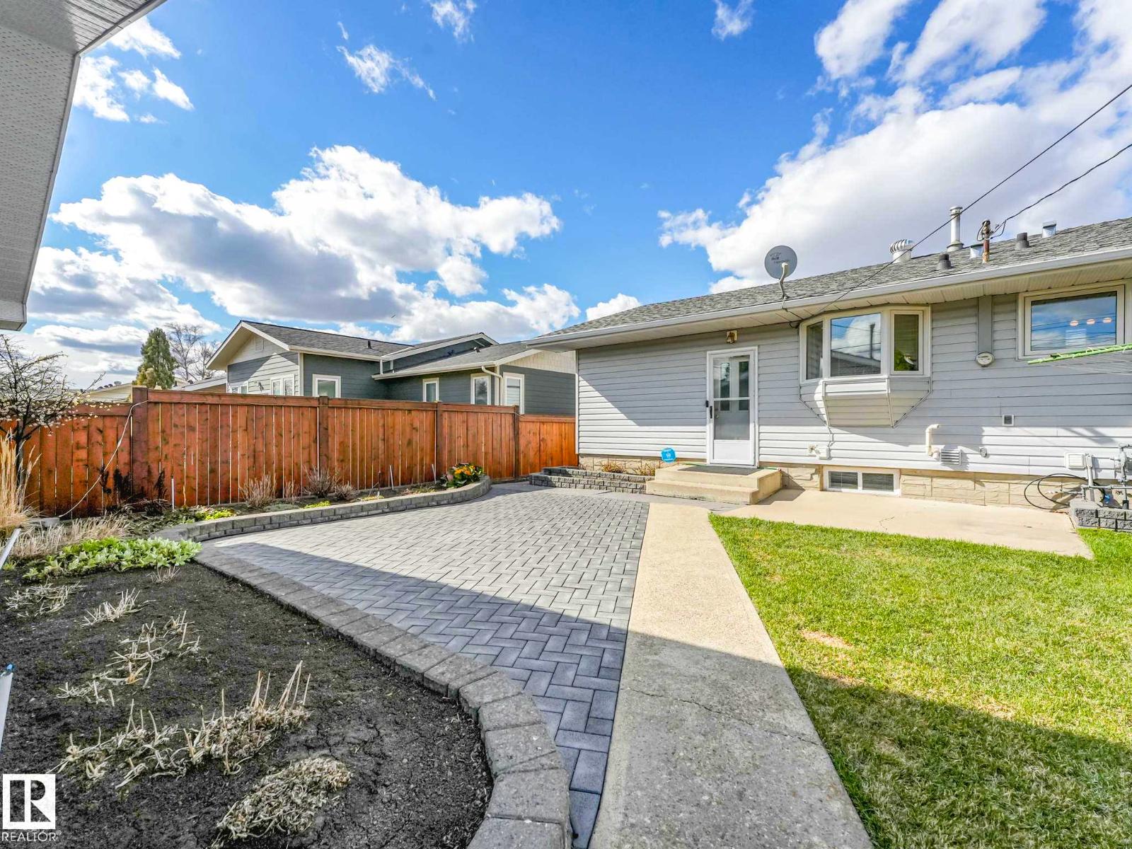 6303 92b Av Nw, Edmonton, Alberta  T6B 0V8 - Photo 39 - E4486554