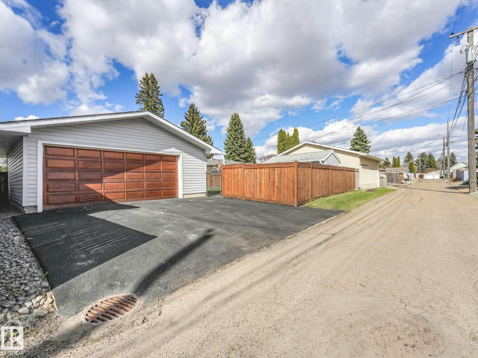 6303 92b Av Nw, Edmonton, Alberta  T6B 0V8 - Photo 49 - E4486554