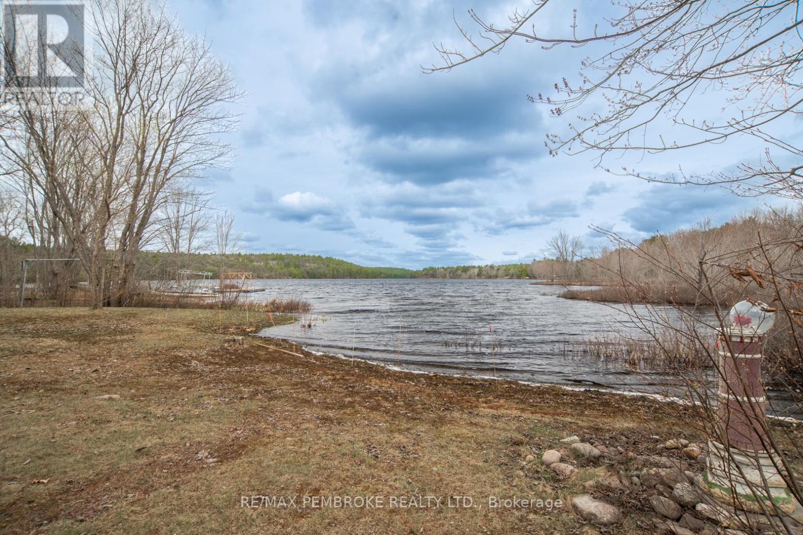 1692 Black Bay Road, Petawawa, Ontario  K8H 2W8 - Photo 37 - X13102318