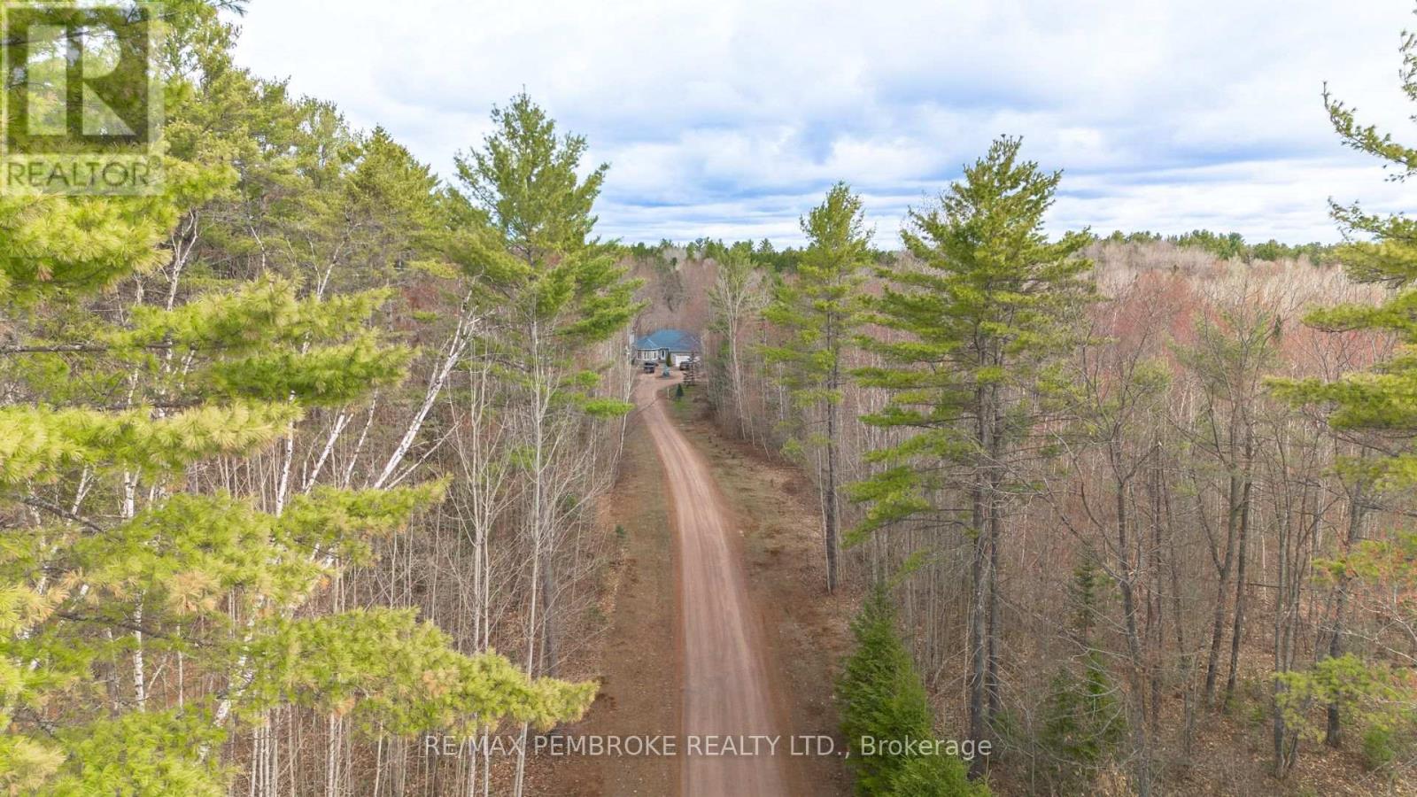 1692 Black Bay Road, Petawawa, Ontario  K8H 2W8 - Photo 42 - X13102318