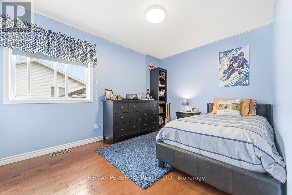 61 Woodland Crescent, Petawawa, Ontario  K8H 3L9 - Photo 21 - X13102448
