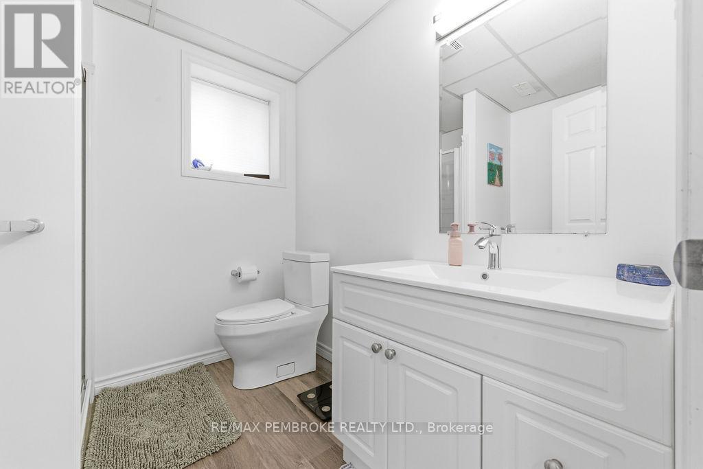 61 Woodland Crescent, Petawawa, Ontario  K8H 3L9 - Photo 28 - X13102448