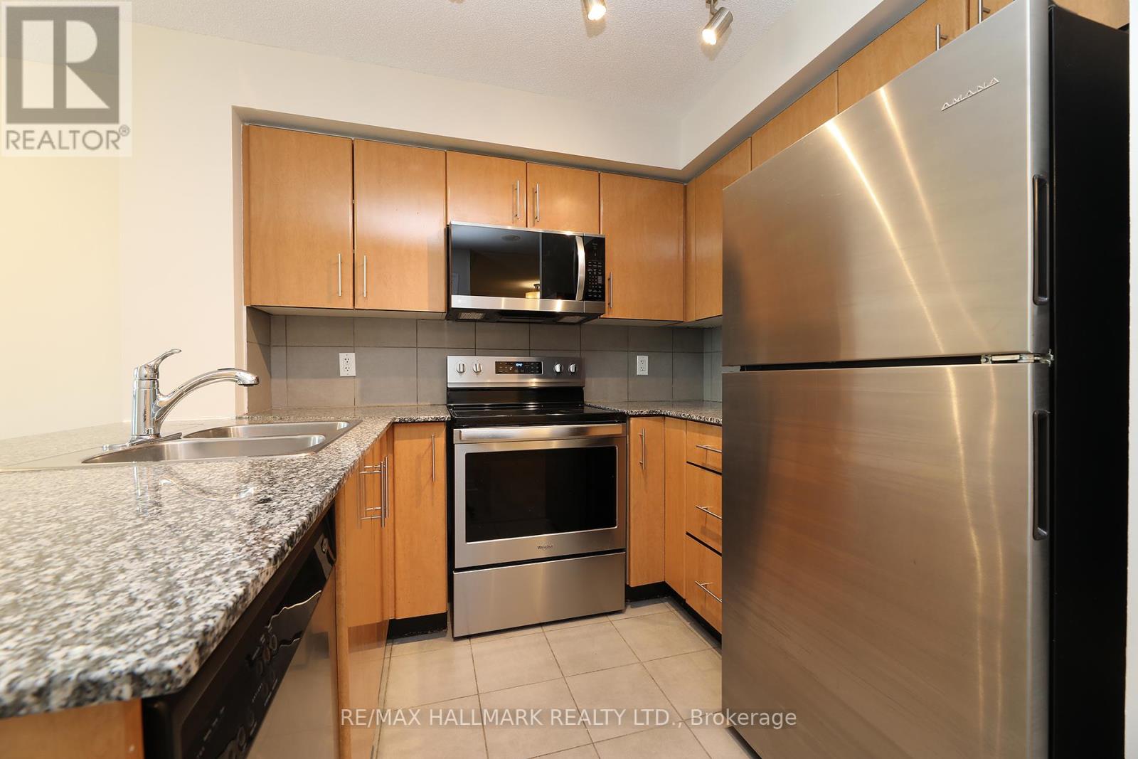 707 - 16 Yonge Street, Toronto, Ontario  M5E 2A1 - Photo 9 - C13102316