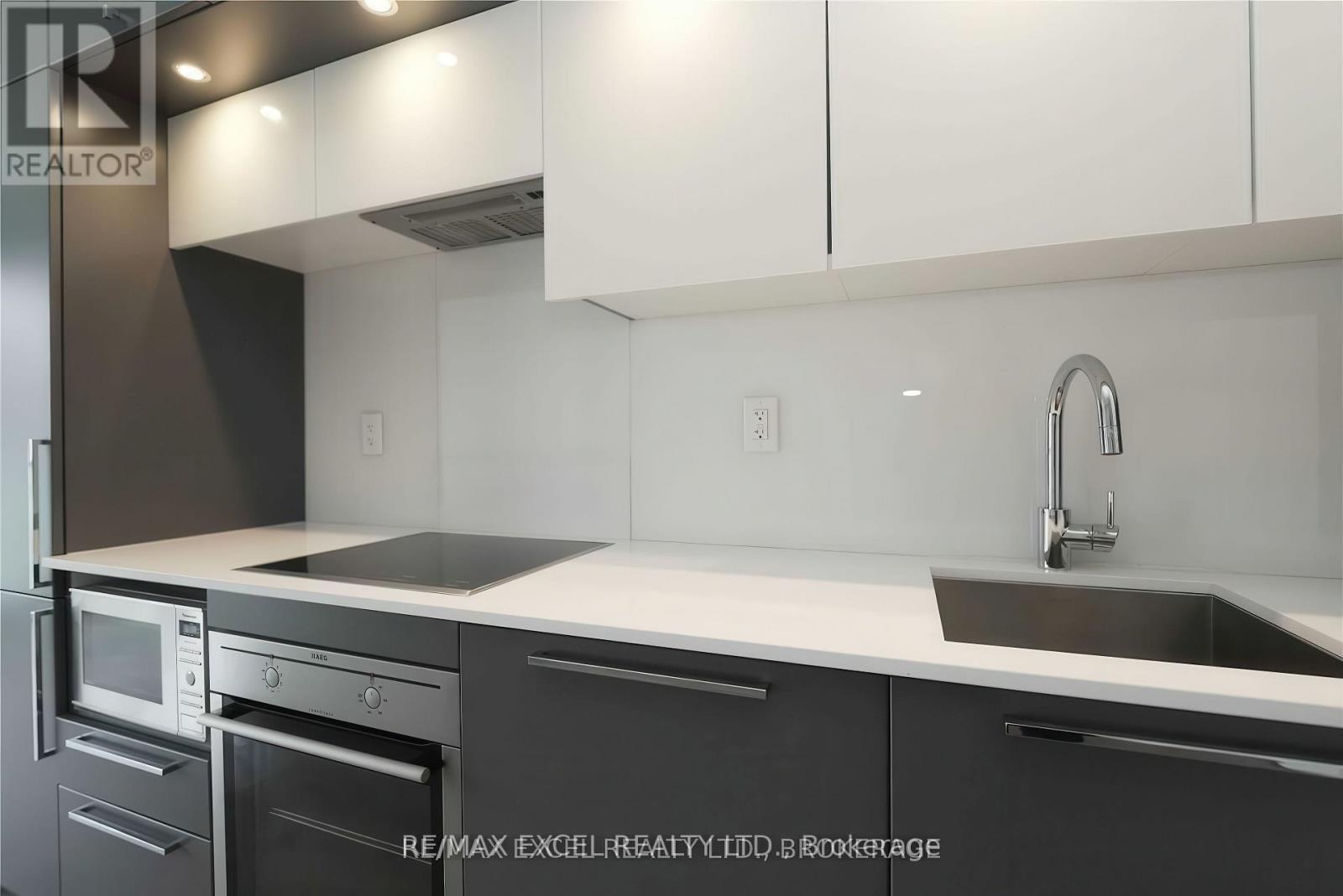 2508 - 15 Grenville Street, Toronto, Ontario  M4Y 1A1 - Photo 10 - C13102370