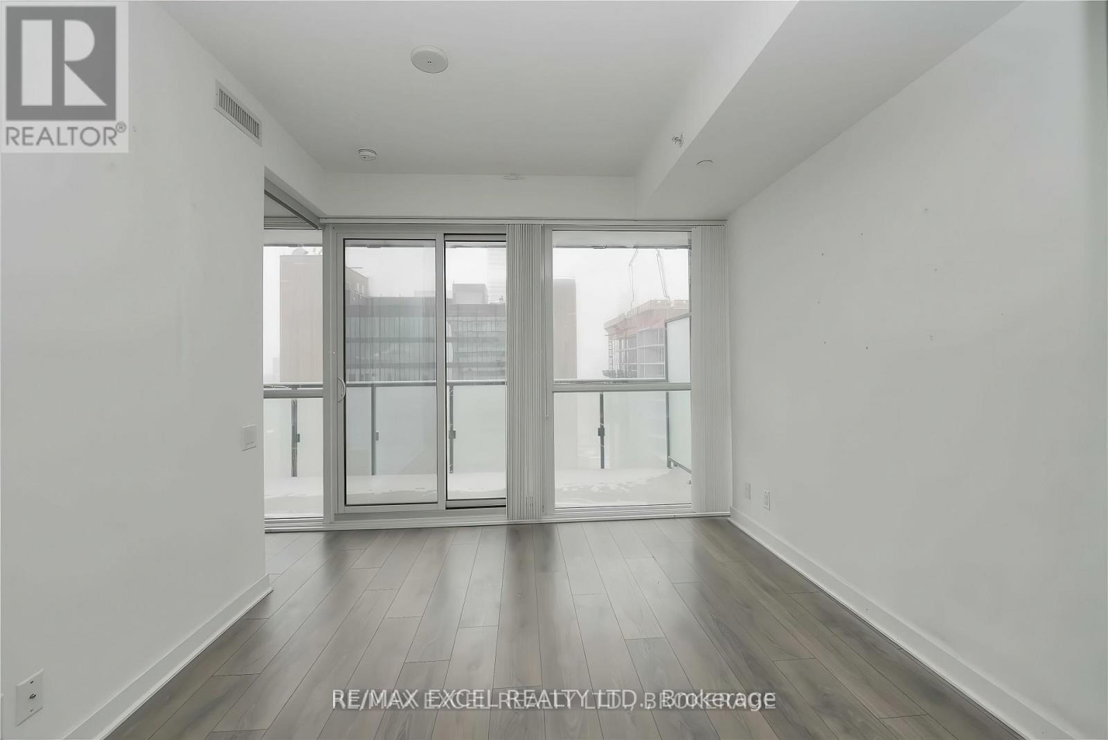 2508 - 15 Grenville Street, Toronto, Ontario  M4Y 1A1 - Photo 5 - C13102370