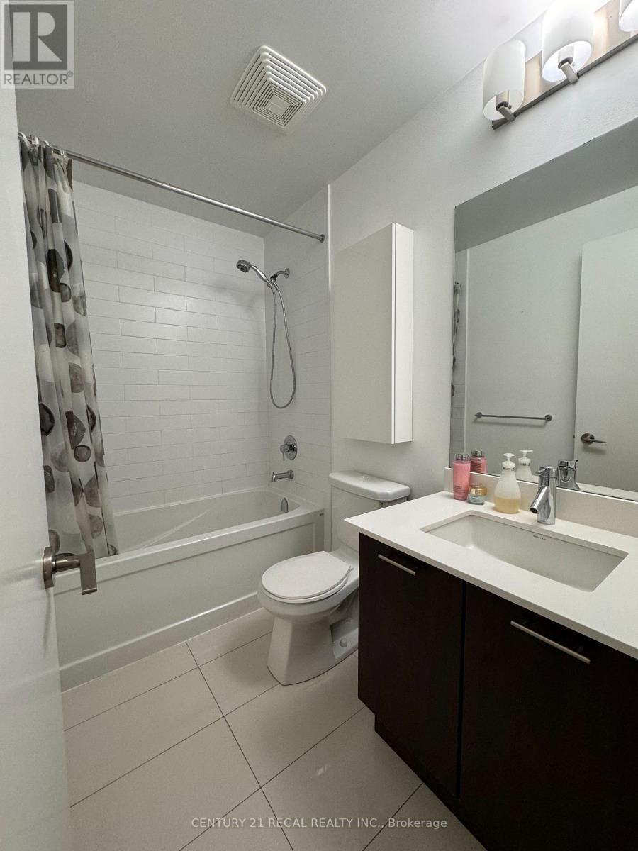 203 - 20 Bruyeres Mews, Toronto, Ontario  M5V 0G8 - Photo 3 - C13102438