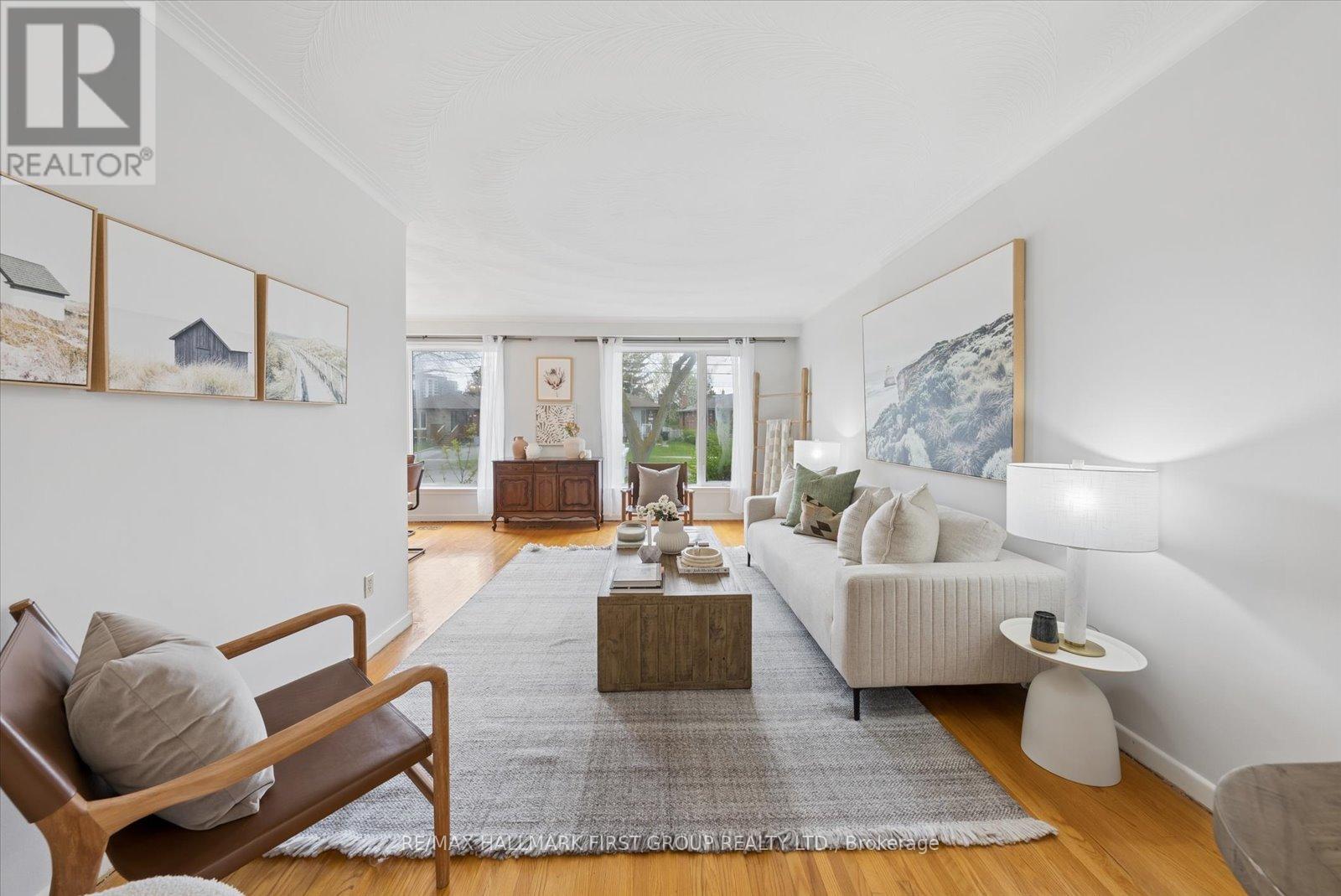 19 Madrid Street, Toronto, Ontario  M1P 4L7 - Photo 3 - E13102286