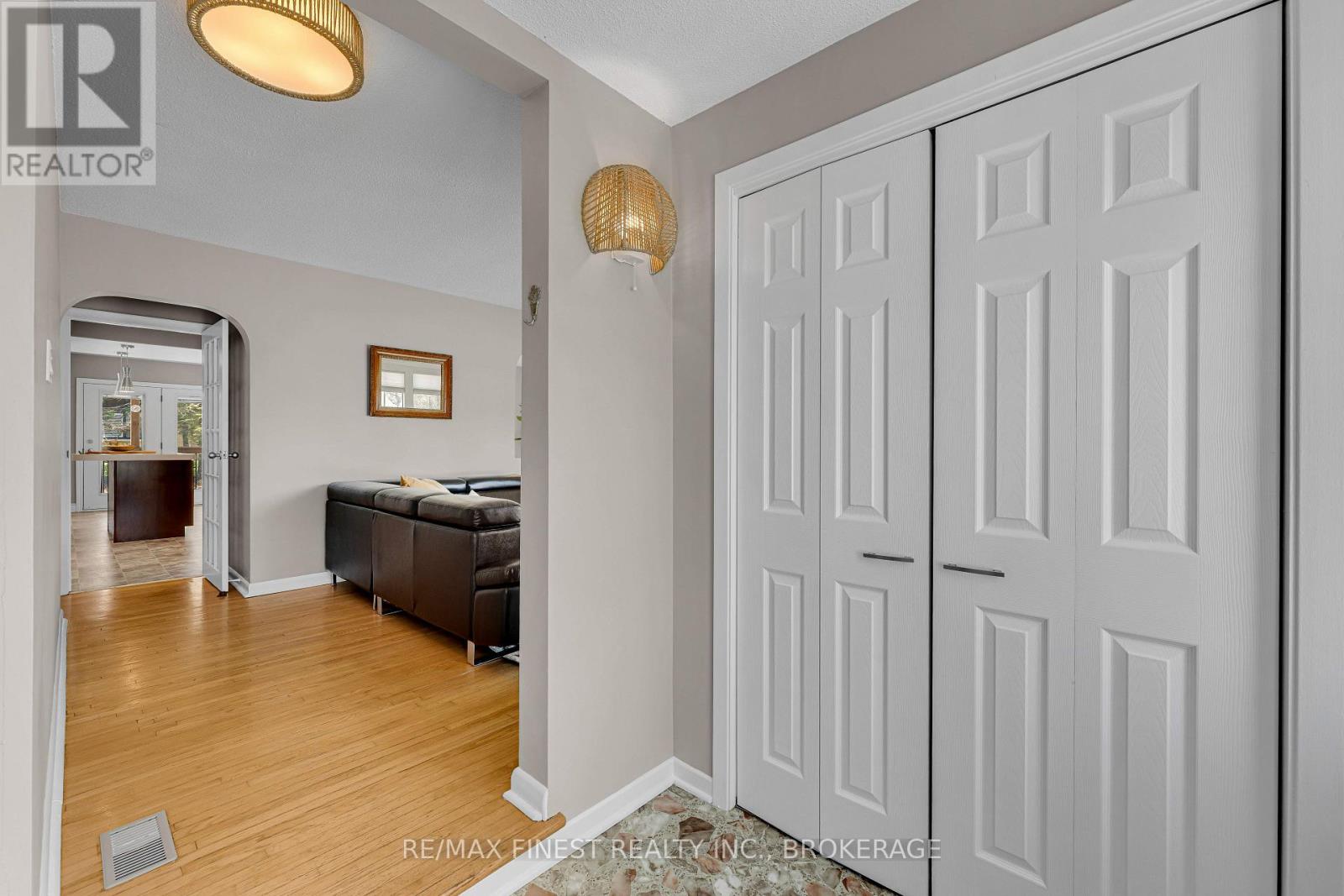 158 Lakeview Avenue, Kingston, Ontario  K7M 3T7 - Photo 4 - X13090528