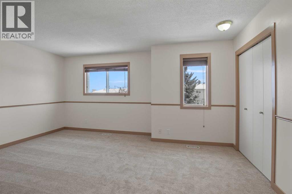 11 Ellenwood Drive, Red Deer, Alberta  T4R 2E3 - Photo 13 - A2309441