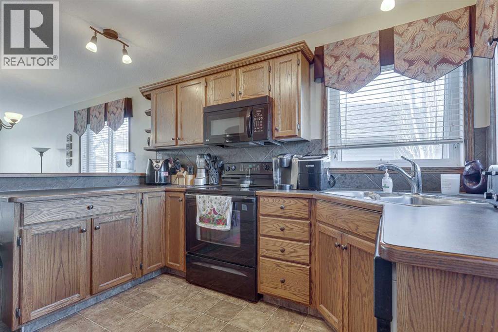 43 Inkster Close, Red Deer, Alberta  T4R 0A7 - Photo 10 - A2306672