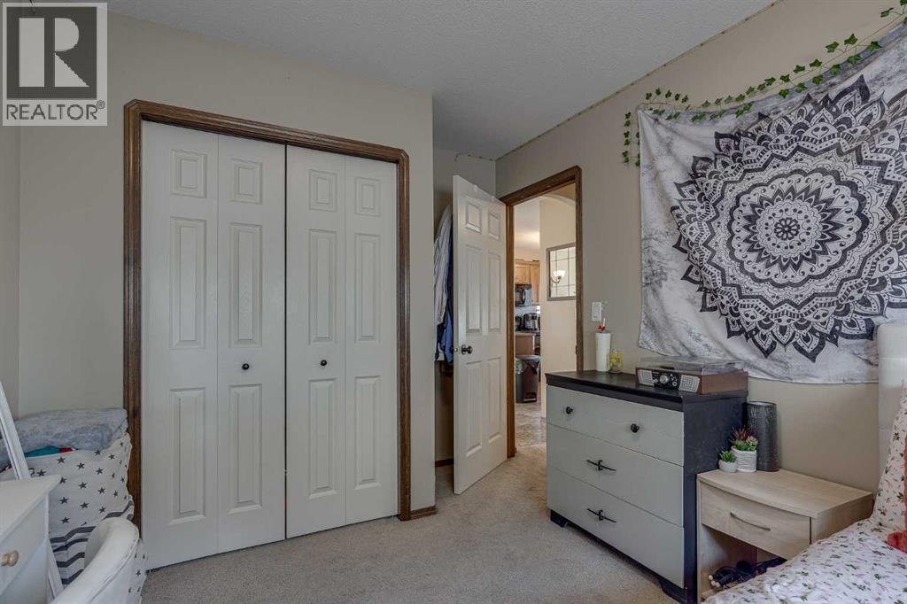 43 Inkster Close, Red Deer, Alberta  T4R 0A7 - Photo 13 - A2306672