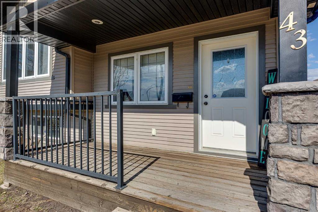 43 Inkster Close, Red Deer, Alberta  T4R 0A7 - Photo 2 - A2306672
