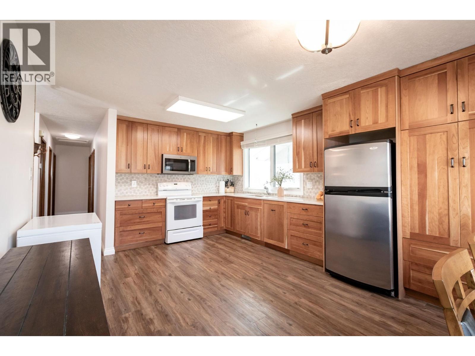 10311 103 Avenue, Fort St. John, British Columbia  V1J 2H7 - Photo 6 - R3121077