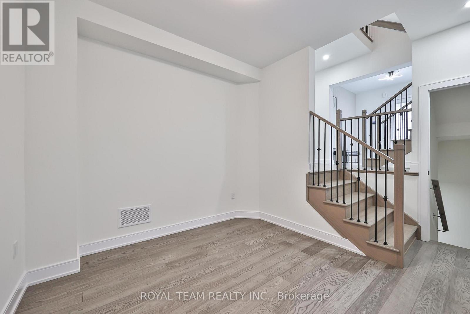 1361 Blackmore Street, Innisfil, Ontario  L9S 0P3 - Photo 17 - N13102294