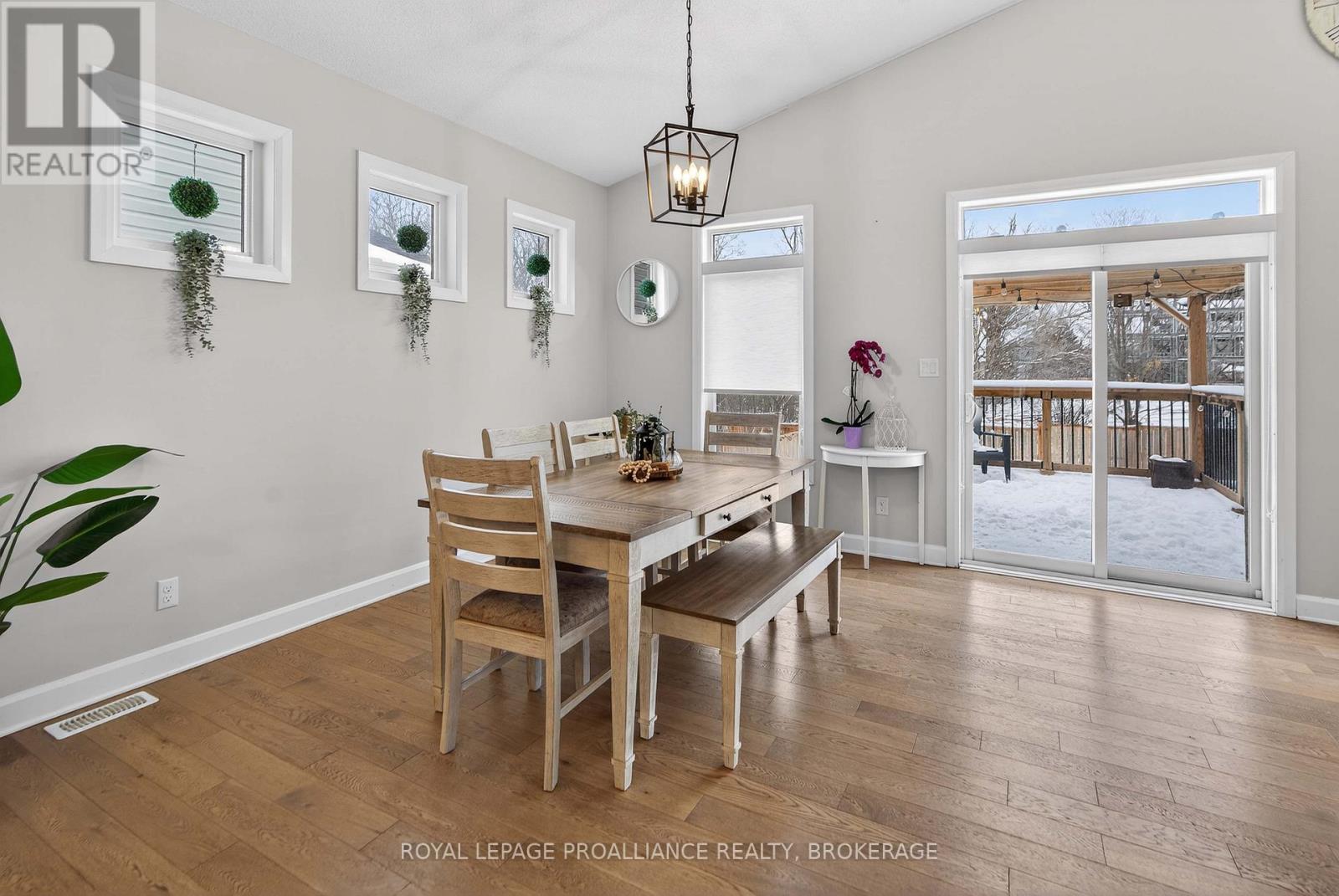 680 Halloway Drive, Kingston, Ontario  K7K 0H4 - Photo 10 - X13102254
