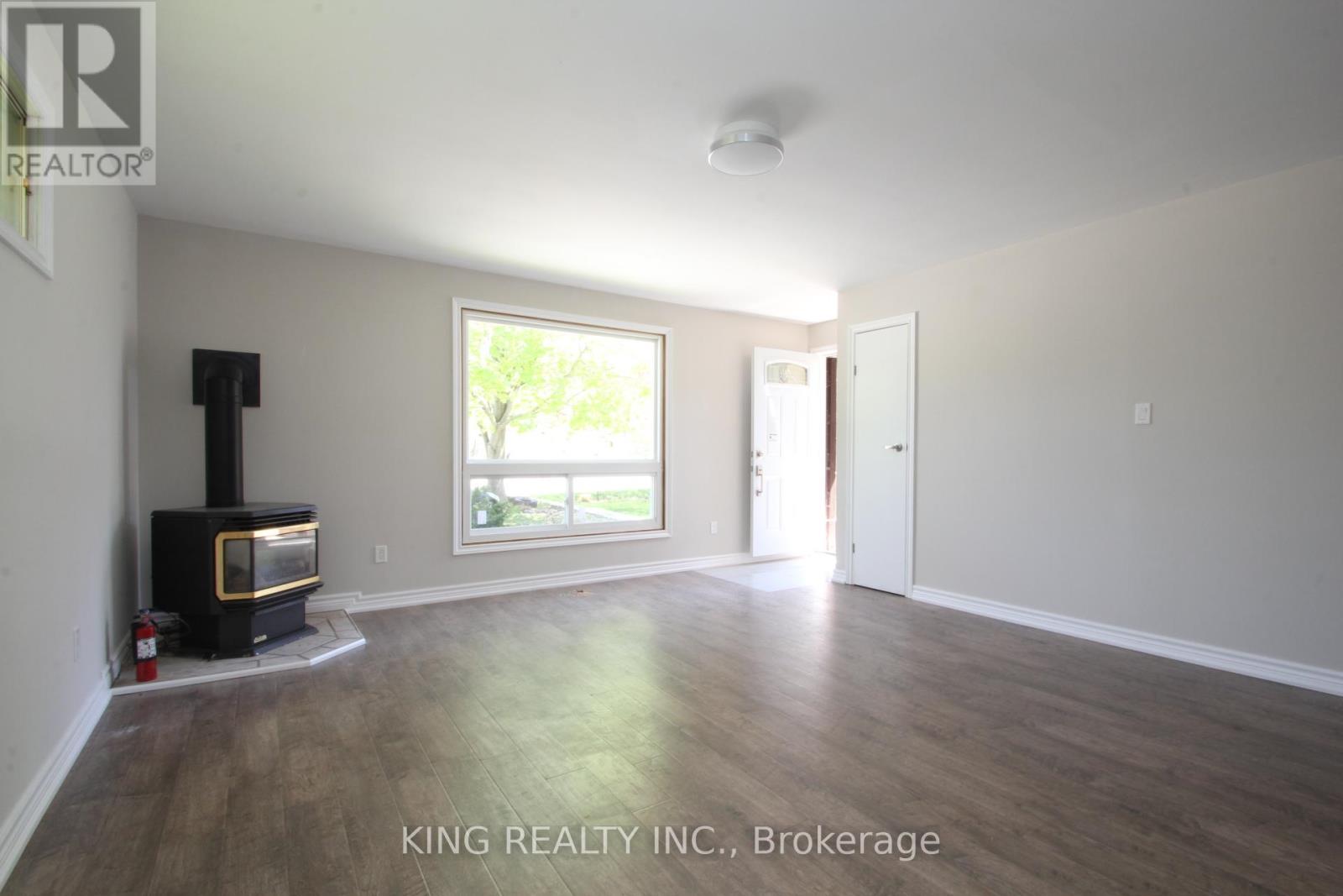 2 - 21020 Dalton Road, Georgina, Ontario  L0E 1L0 - Photo 4 - N13102302