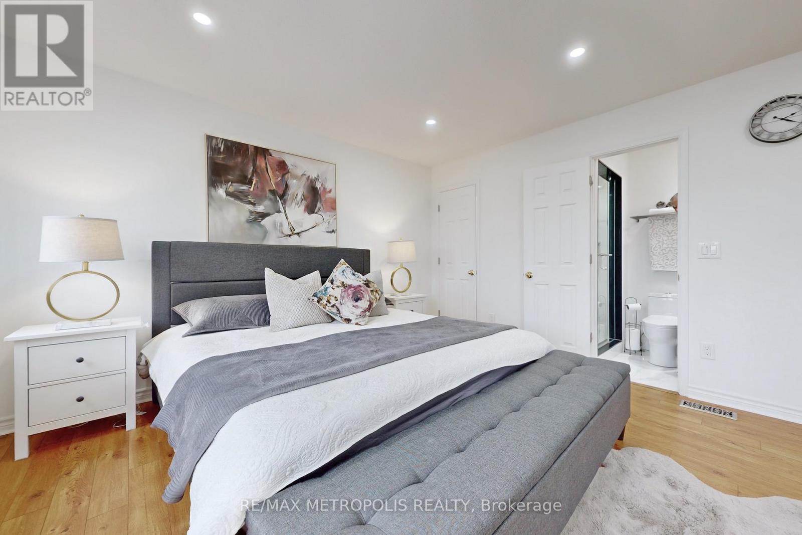 14 Piazza Crescent, Vaughan, Ontario  L4H 2C8 - Photo 16 - N13102348