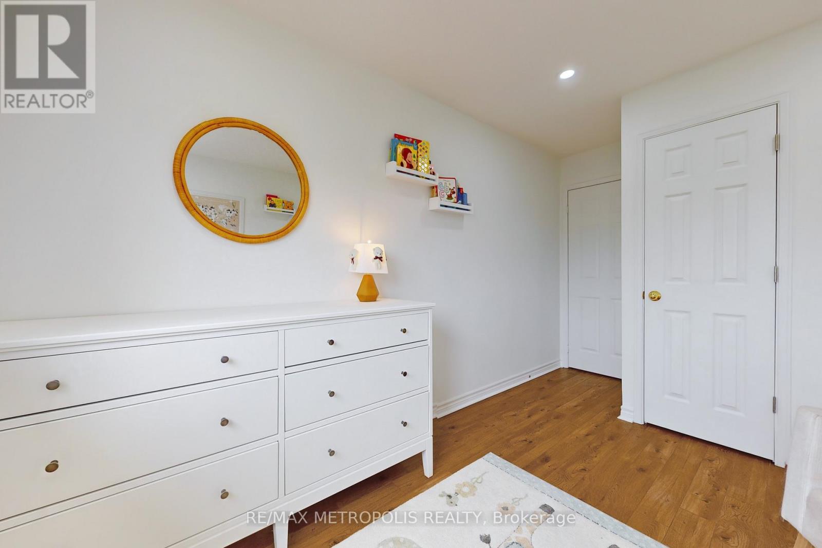 14 Piazza Crescent, Vaughan, Ontario  L4H 2C8 - Photo 19 - N13102348