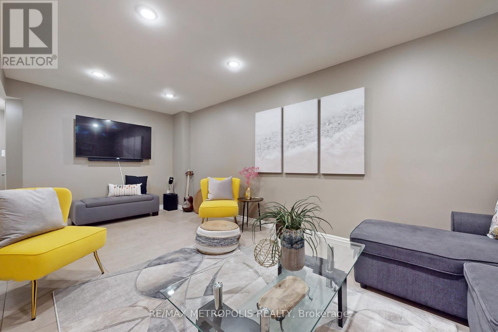 14 Piazza Crescent, Vaughan, Ontario  L4H 2C8 - Photo 28 - N13102348