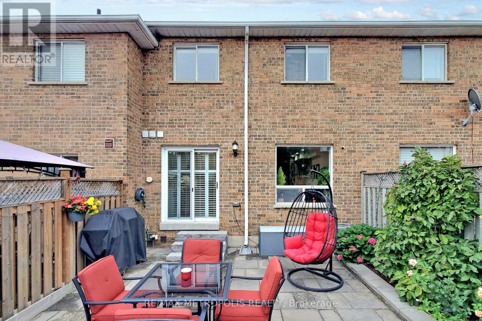 14 Piazza Crescent, Vaughan, Ontario  L4H 2C8 - Photo 33 - N13102348
