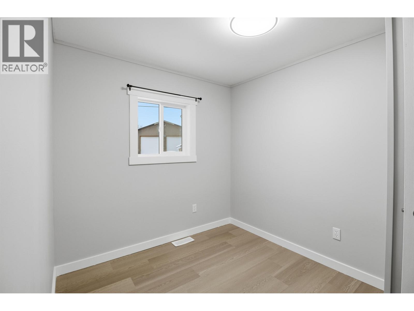 10863 102 Street, Taylor, British Columbia  V0C 2K0 - Photo 16 - R3099615
